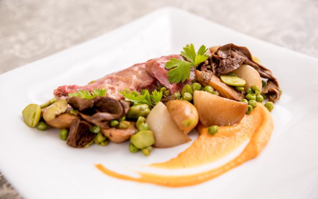 Logis Hotel Restaurant Des Chateaux Azay-le-Rideau Bagian luar foto