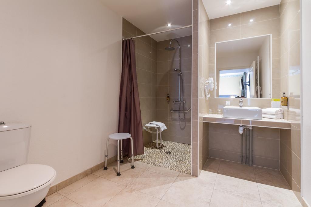 Logis Hotel Restaurant Des Chateaux Azay-le-Rideau Bagian luar foto