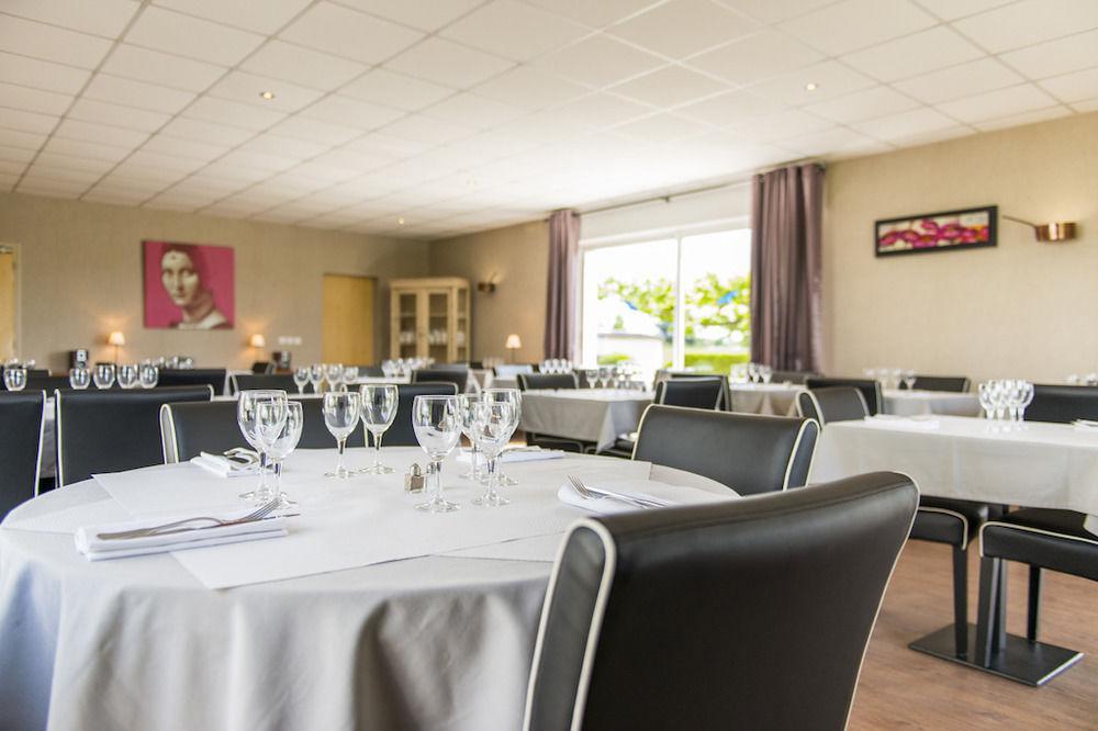 Logis Hotel Restaurant Des Chateaux Azay-le-Rideau Bagian luar foto