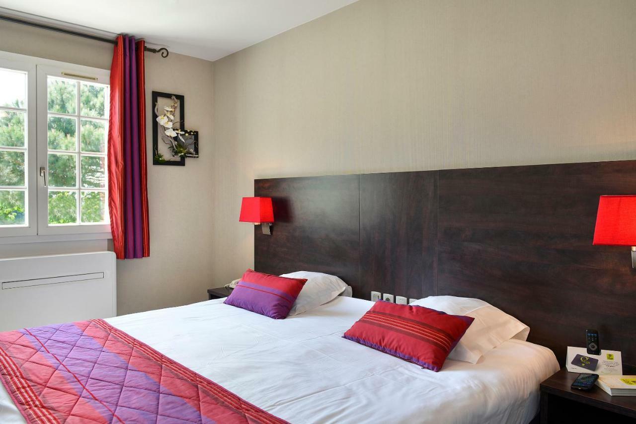 Logis Hotel Restaurant Des Chateaux Azay-le-Rideau Bagian luar foto