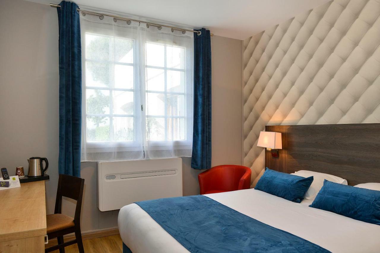 Logis Hotel Restaurant Des Chateaux Azay-le-Rideau Bagian luar foto